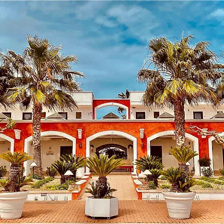 Villa In Villaggio Porto Cesareo Exterior photo